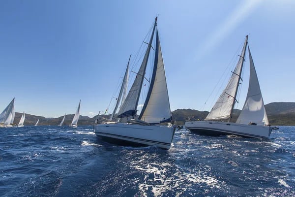depositphotos_67770913-stock-photo-sailing-yachts-race